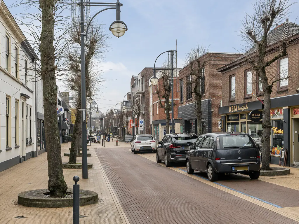 Pieter Heusstraat 26, 'S-GRAVENZANDE
