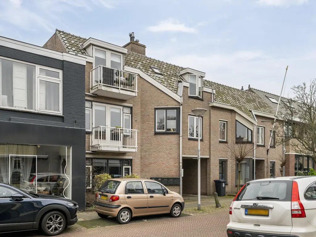 Pieter Heusstraat 26, 'S-GRAVENZANDE