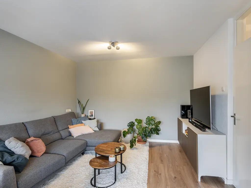 Pieter Heusstraat 26, 'S-GRAVENZANDE