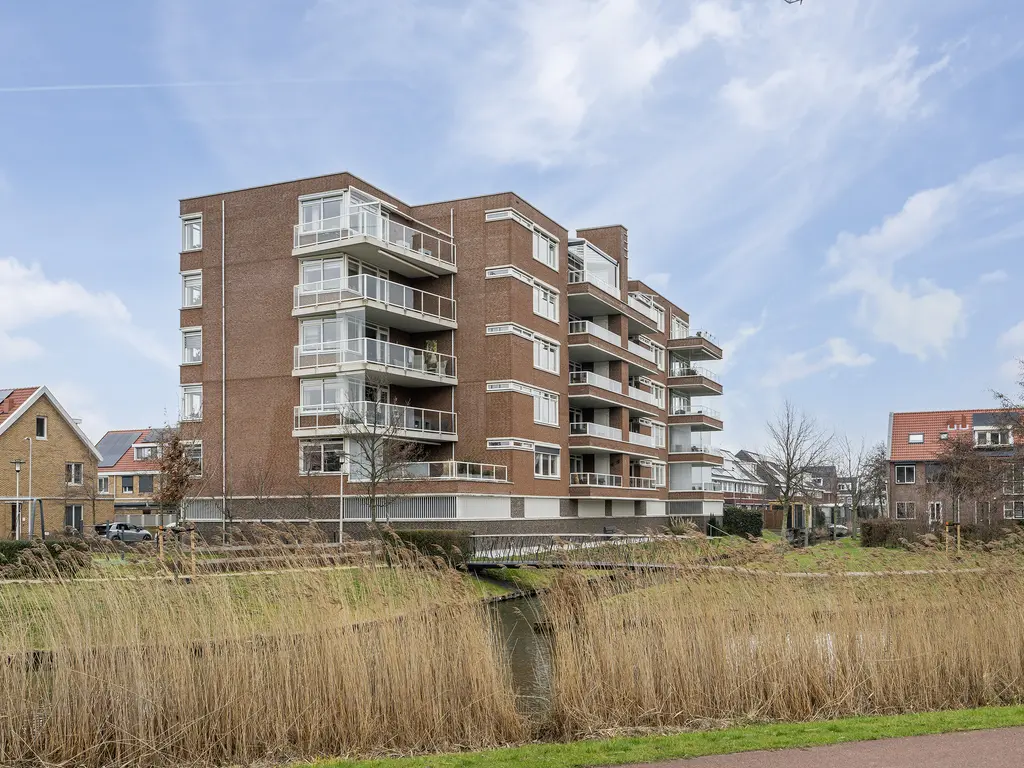 Raad van Europastraat 43, 'S-GRAVENZANDE