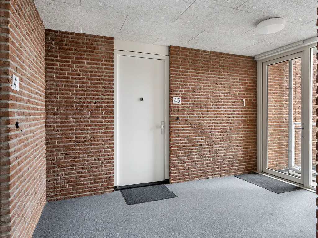 Raad van Europastraat 43, 'S-GRAVENZANDE