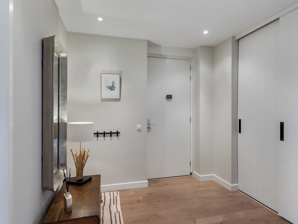 Raad van Europastraat 43, 'S-GRAVENZANDE