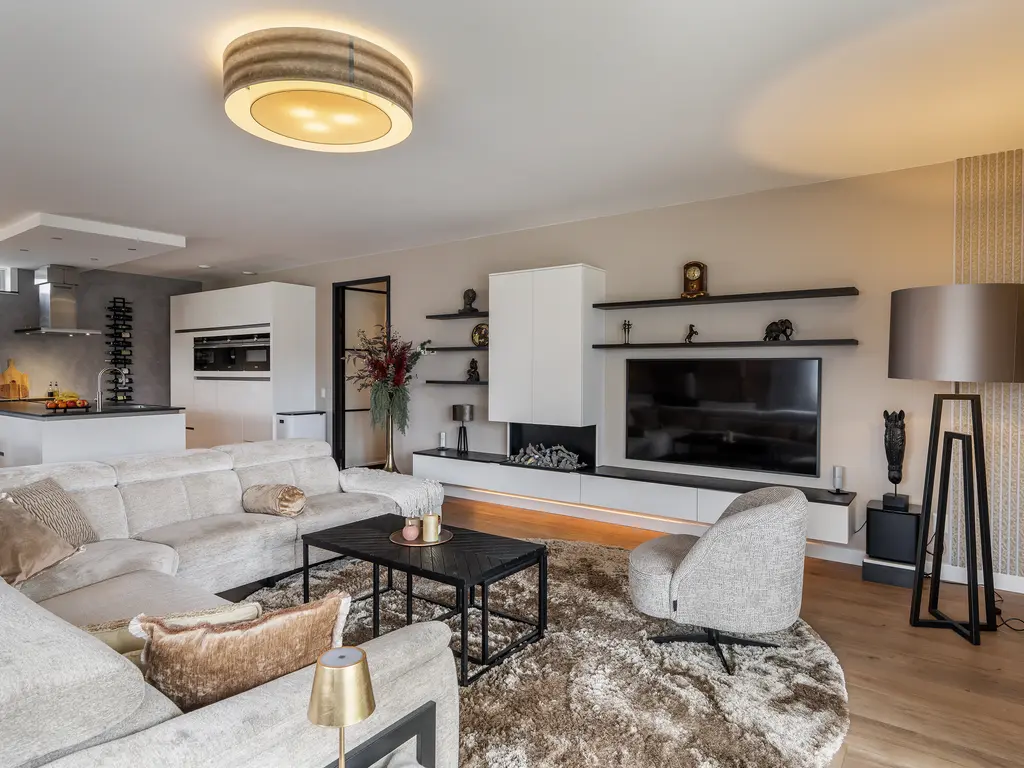 Raad van Europastraat 43, 'S-GRAVENZANDE