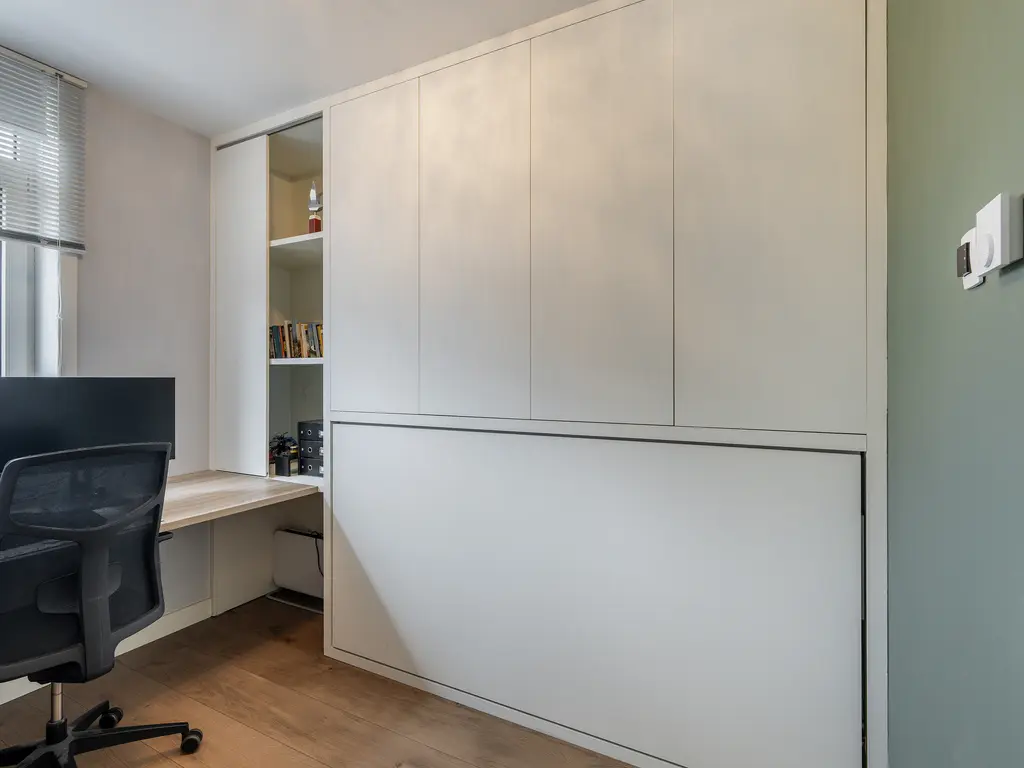 Raad van Europastraat 43, 'S-GRAVENZANDE