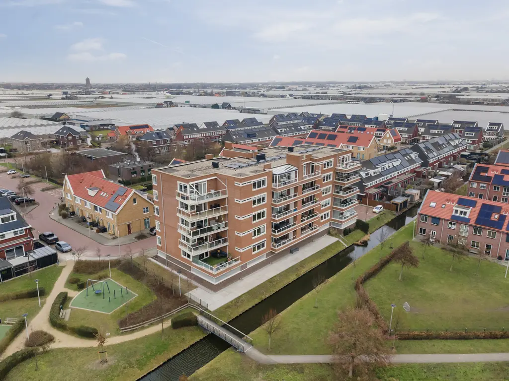 Raad van Europastraat 43, 'S-GRAVENZANDE