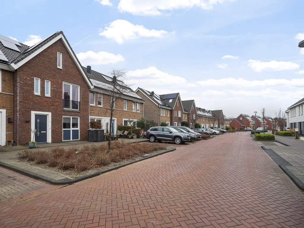 Corbulolaan 60, NAALDWIJK
