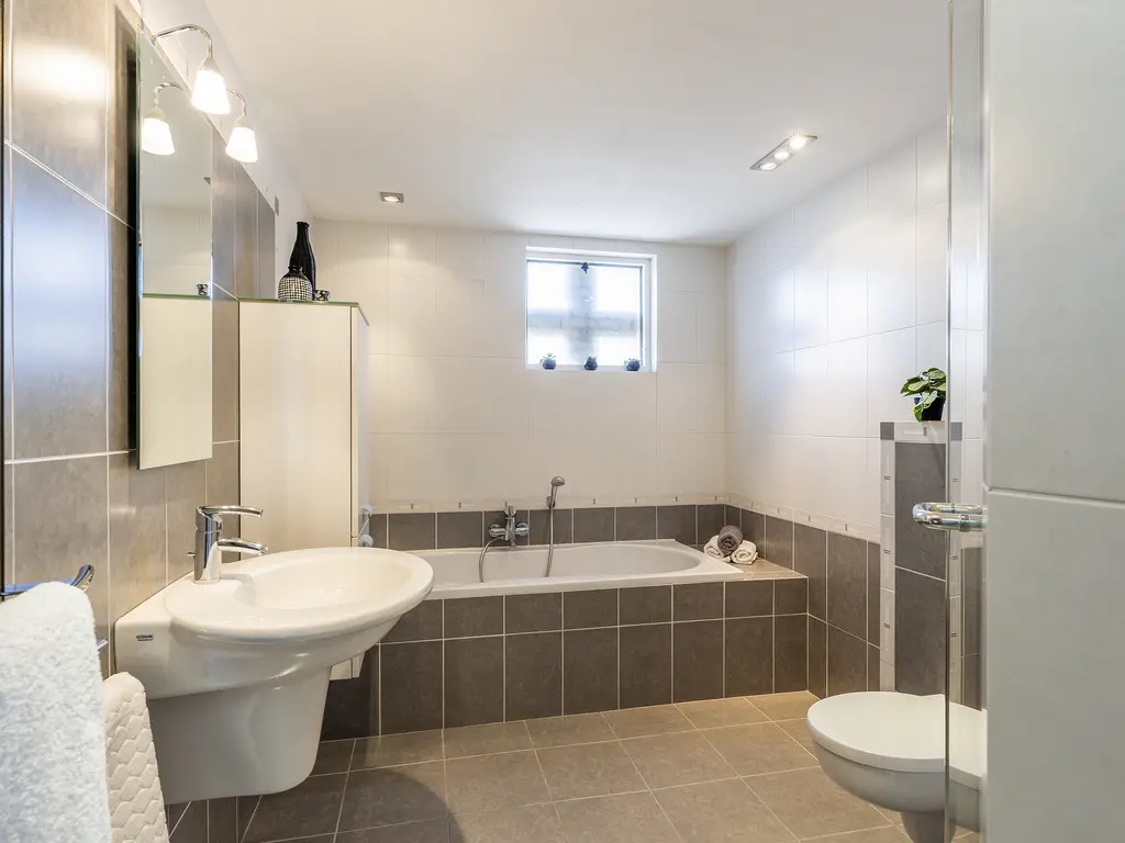 Meerkoet 130, 'S-GRAVENZANDE