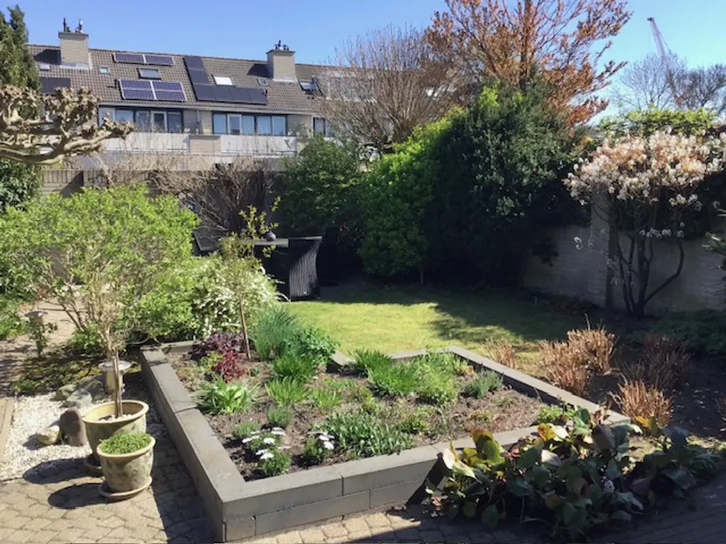 Meerkoet 130, 'S-GRAVENZANDE