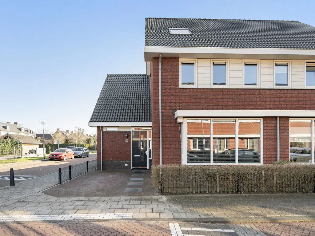 Fossastraat 1, NAALDWIJK