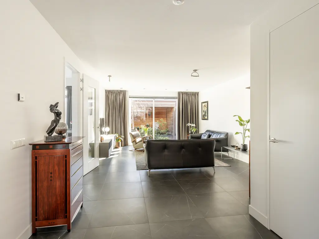 Fossastraat 1, NAALDWIJK