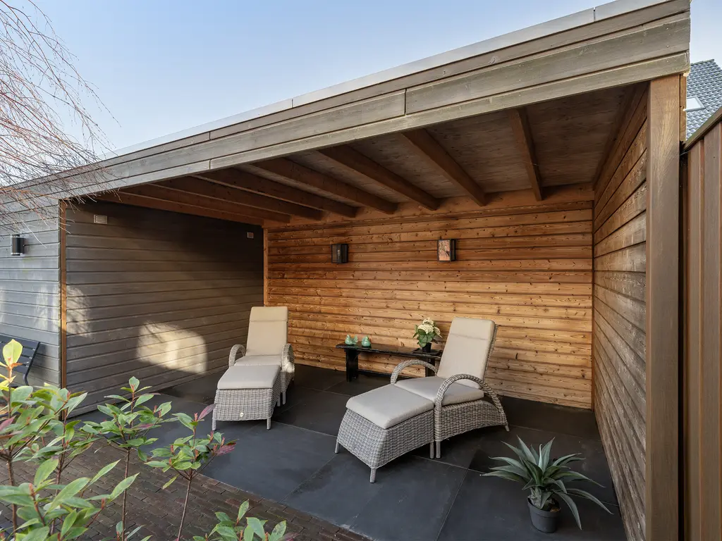 Fossastraat 1, NAALDWIJK