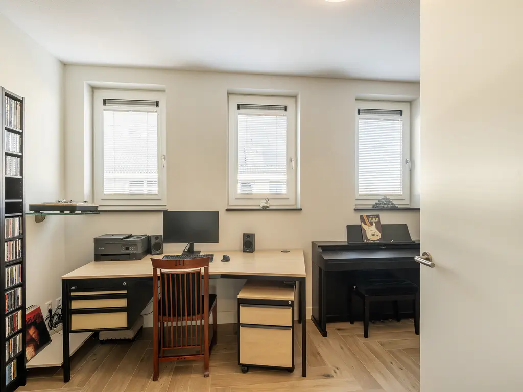 Fossastraat 1, NAALDWIJK