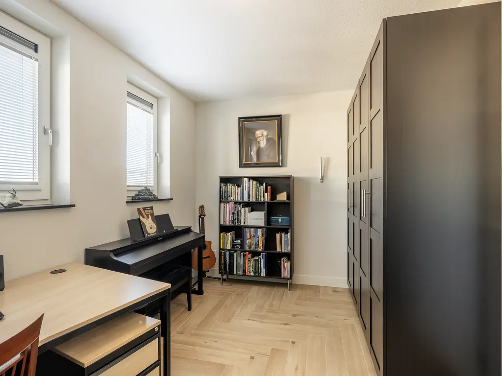 Fossastraat 1, NAALDWIJK