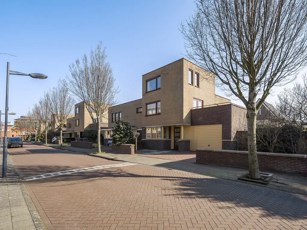 De Dommel 18, NAALDWIJK