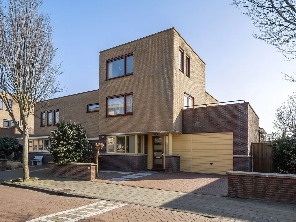 De Dommel 18, NAALDWIJK