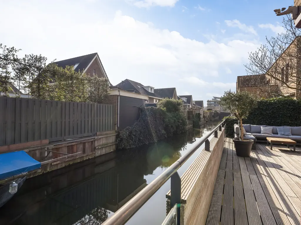 De Dommel 18, NAALDWIJK