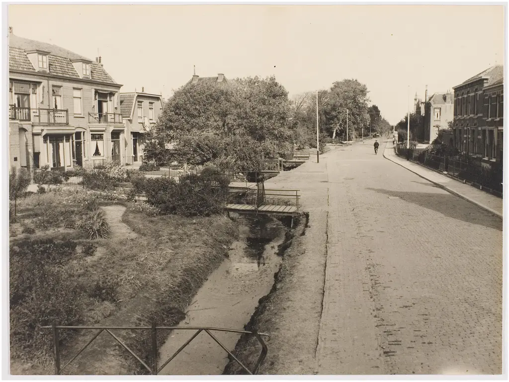 Dijkweg 16, NAALDWIJK