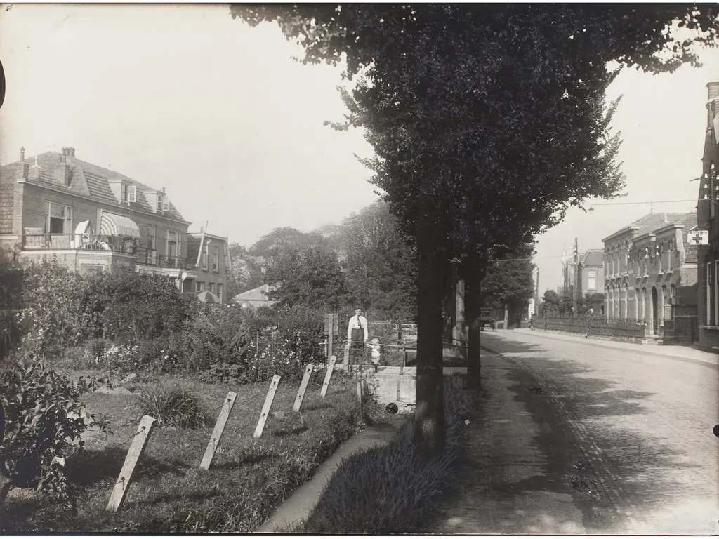 Dijkweg 16, NAALDWIJK