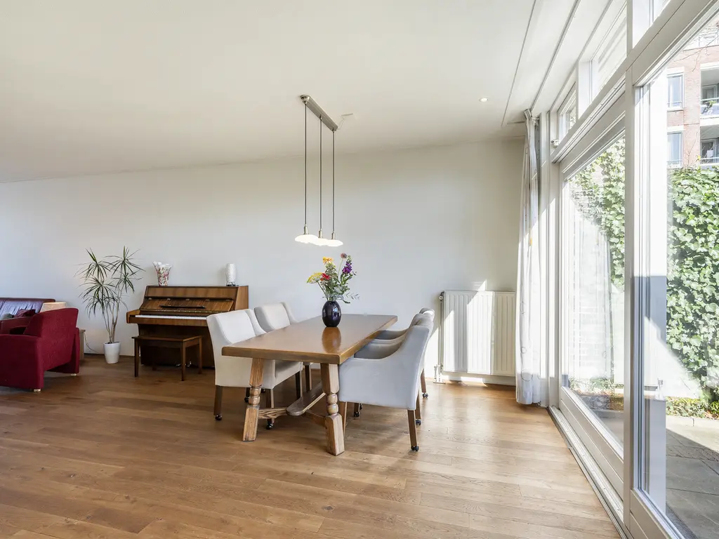 Dijkweg 16, NAALDWIJK