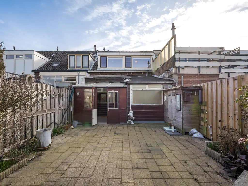 Vredebestlaan 26, POELDIJK