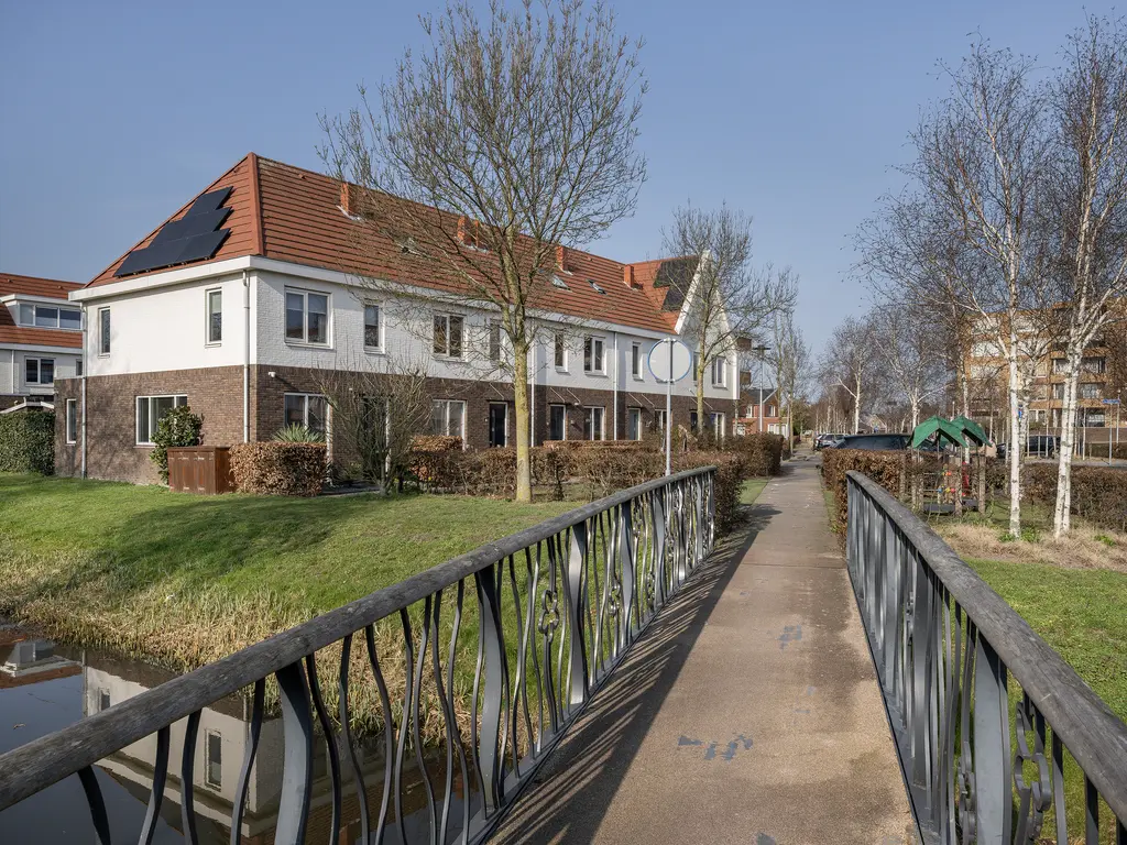 Gedempte Tankgracht 5, 'S-GRAVENZANDE