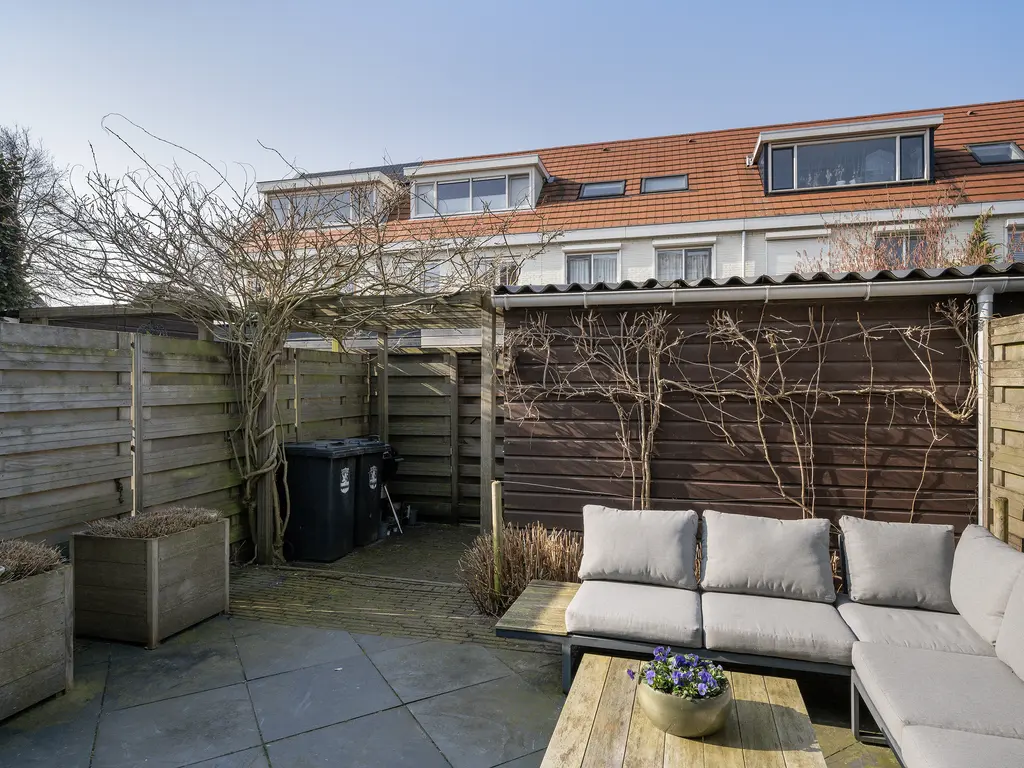 Gedempte Tankgracht 5, 'S-GRAVENZANDE