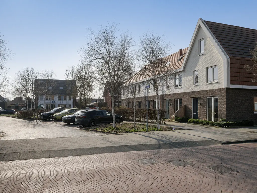 Gedempte Tankgracht 5, 'S-GRAVENZANDE