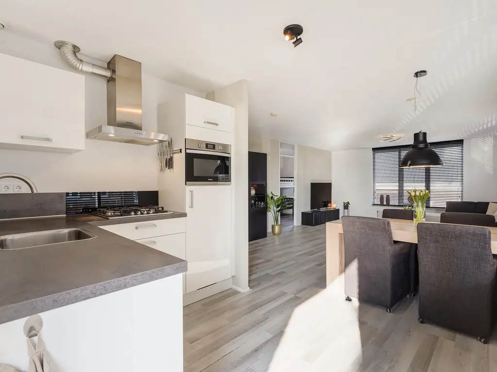 Havenstraat 5C, MONSTER