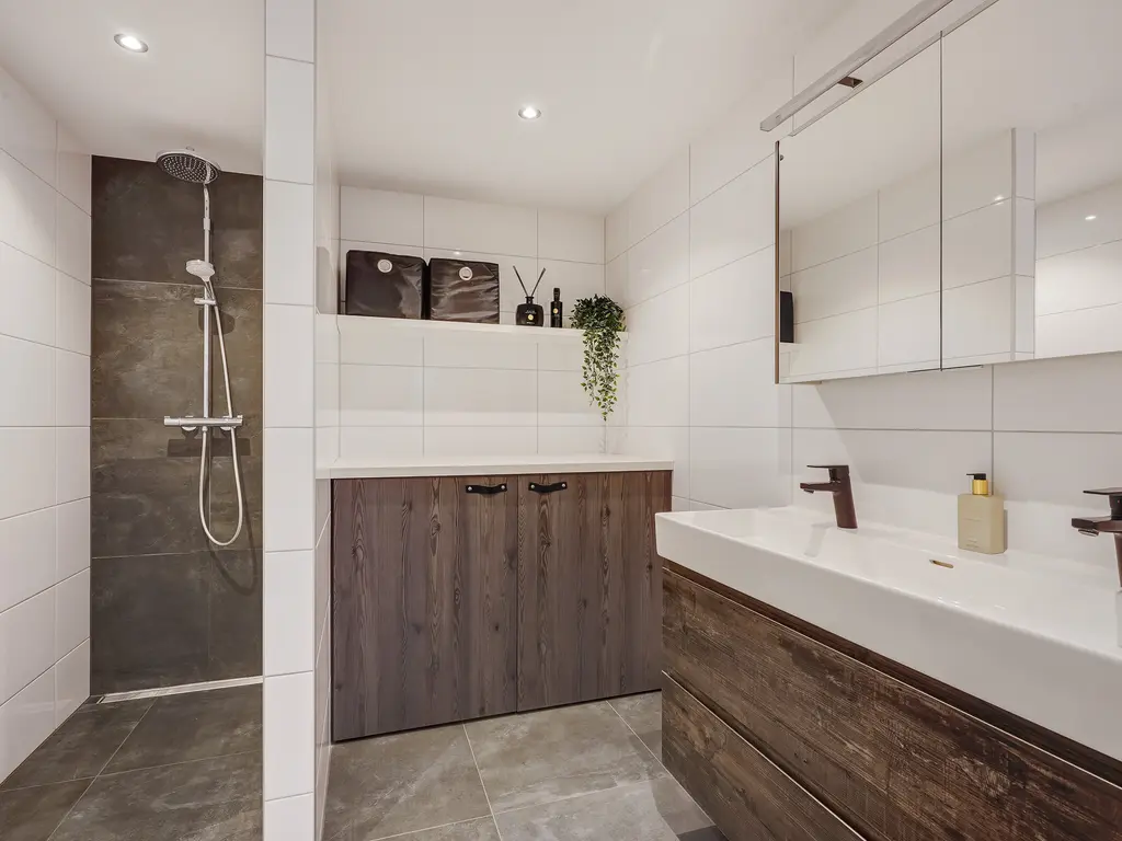 Havenstraat 5C, MONSTER