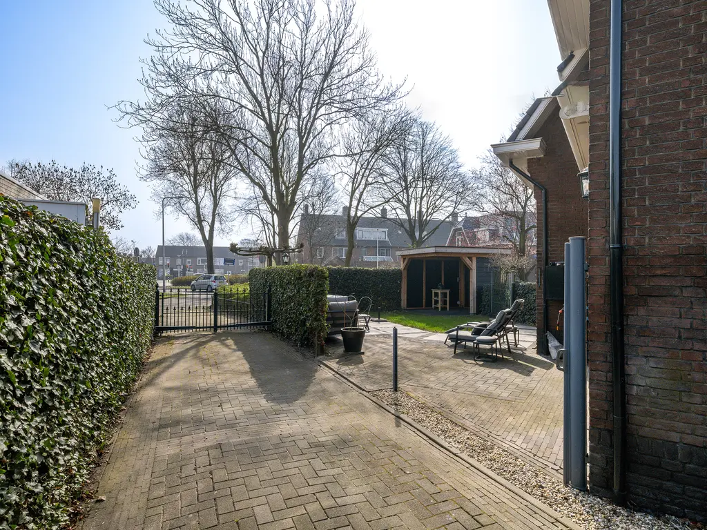 Kruisweg 19, NAALDWIJK