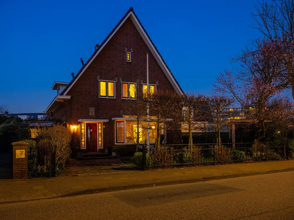 Kruisweg 19, NAALDWIJK