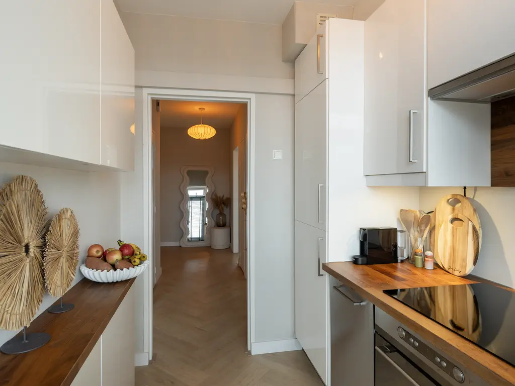 Koningin Julianaweg 124, 'S-GRAVENZANDE