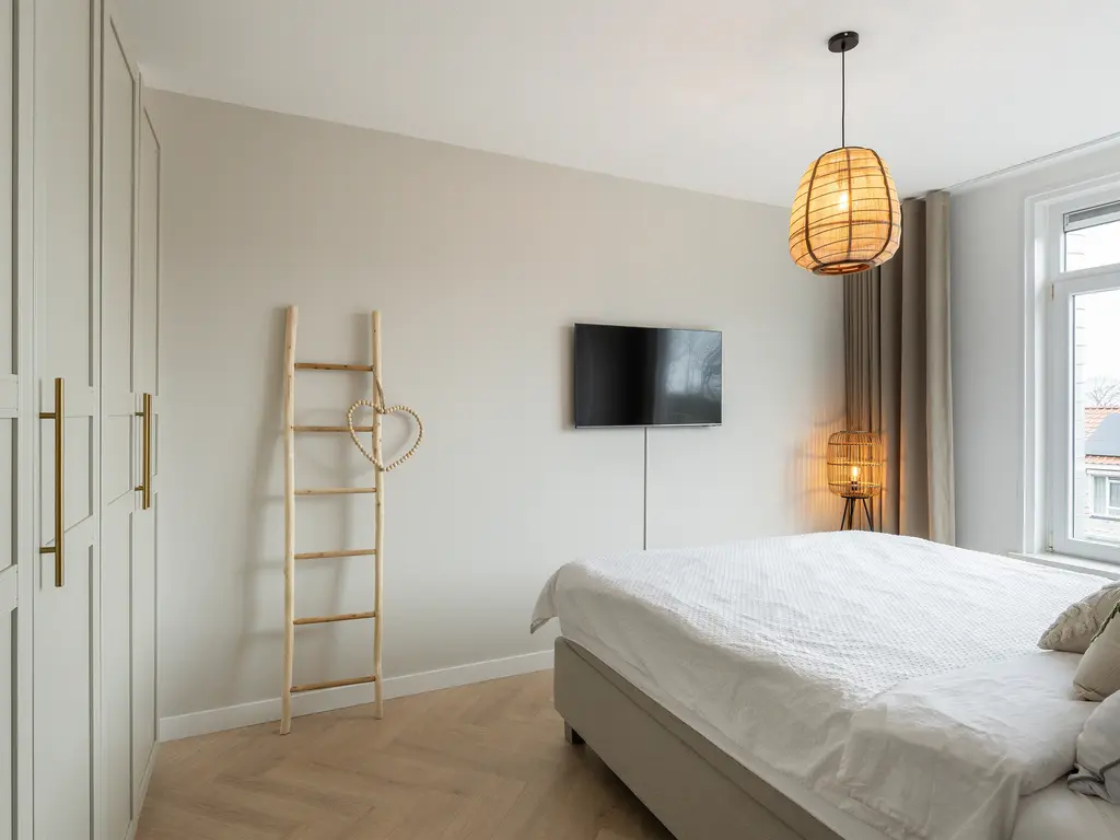 Koningin Julianaweg 124, 'S-GRAVENZANDE