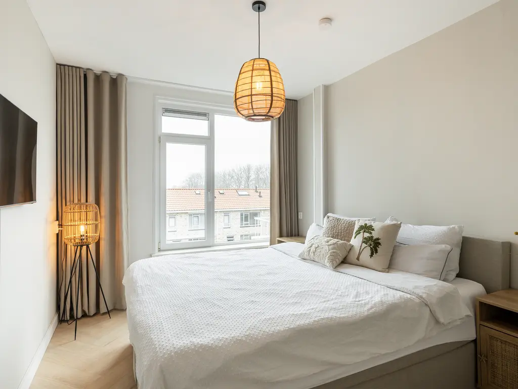 Koningin Julianaweg 124, 'S-GRAVENZANDE