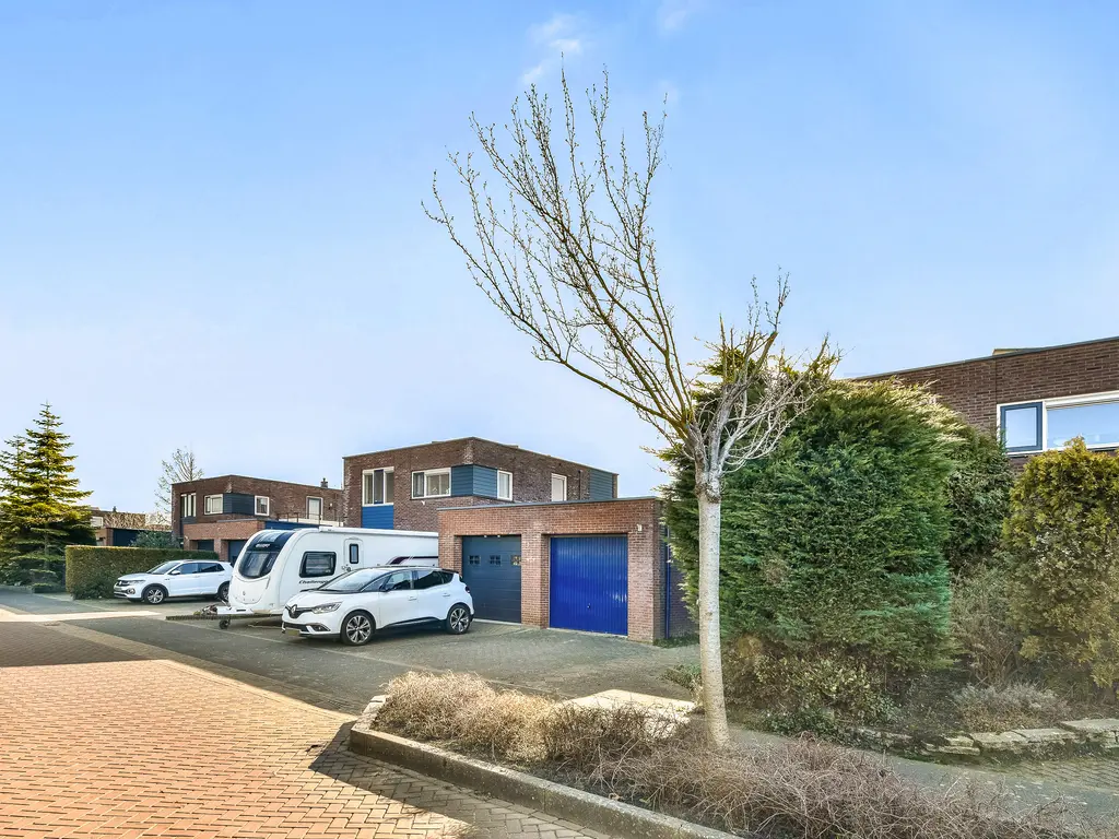 Burgemeester Elsenpark 8, NAALDWIJK