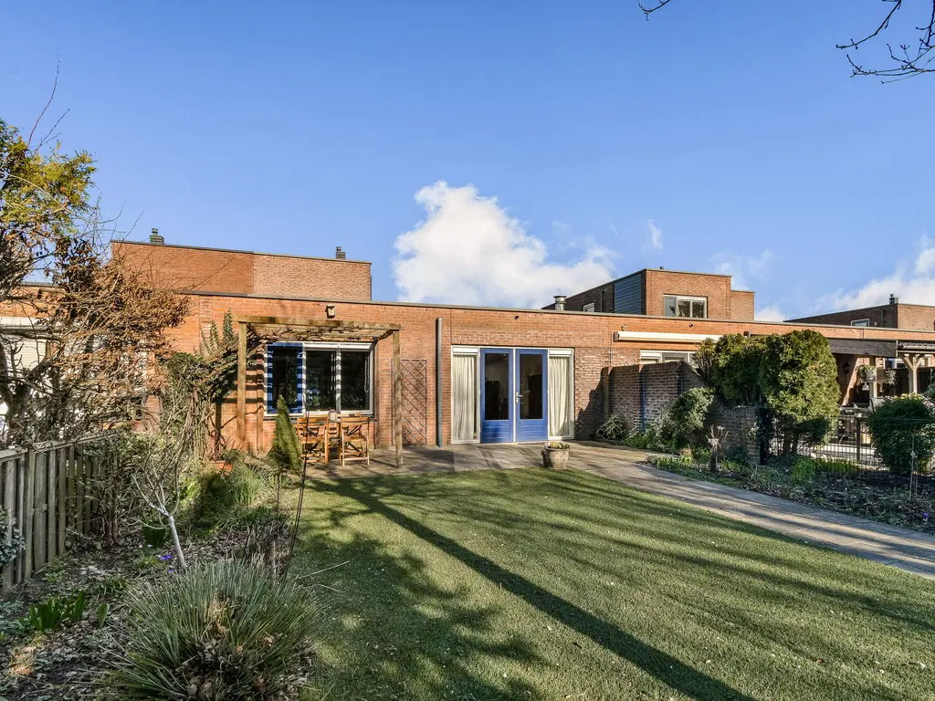 Burgemeester Elsenpark 8, NAALDWIJK