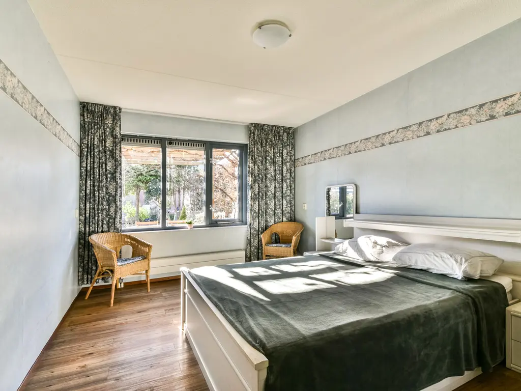 Burgemeester Elsenpark 8, NAALDWIJK