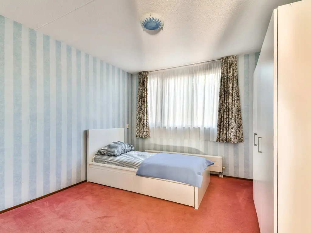 Burgemeester Elsenpark 8, NAALDWIJK