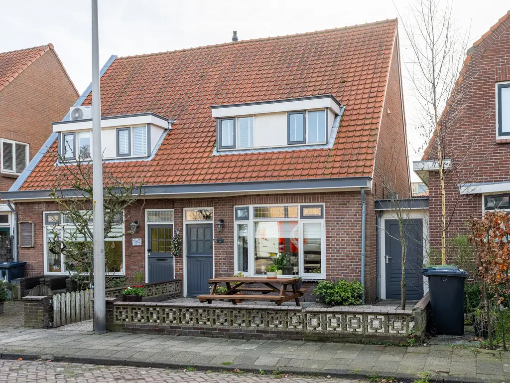 's-Gravenzandseweg 141, NAALDWIJK