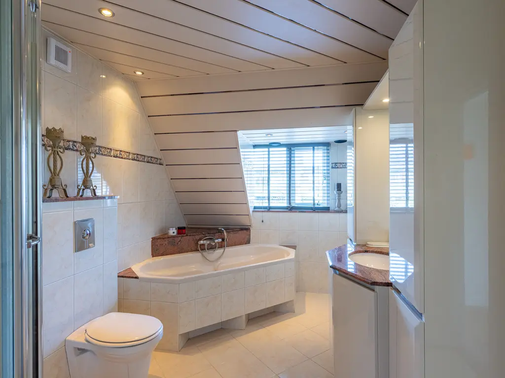 's-Gravenzandseweg 141, NAALDWIJK