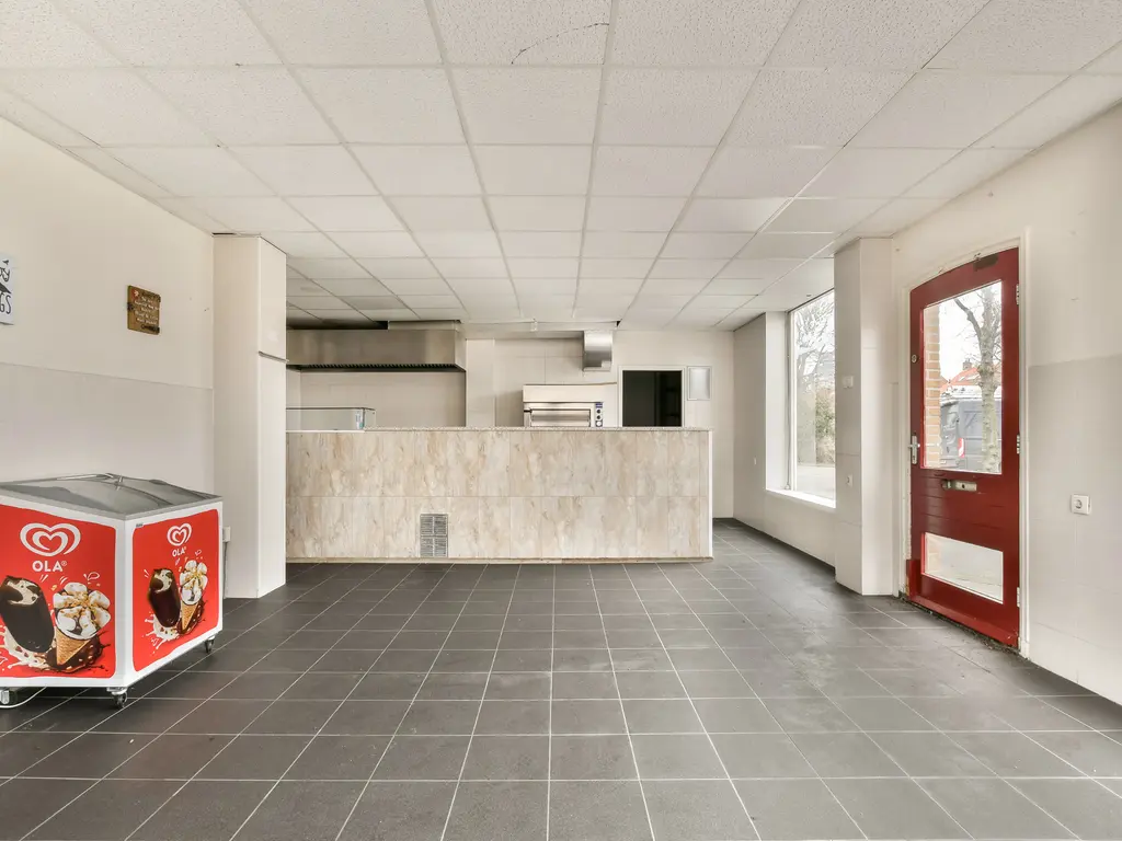 Larixlaan 2, Monster