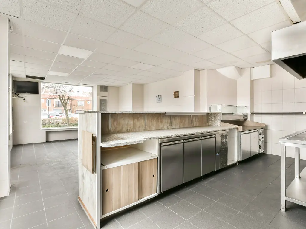 Larixlaan 2, Monster