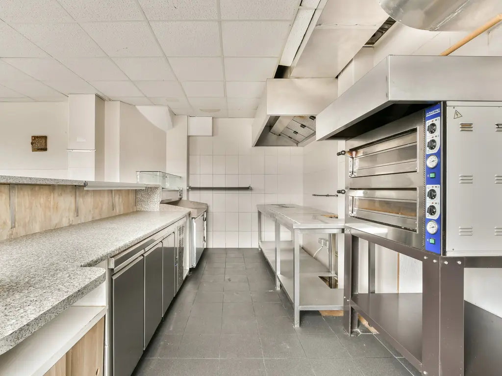 Larixlaan 2, Monster