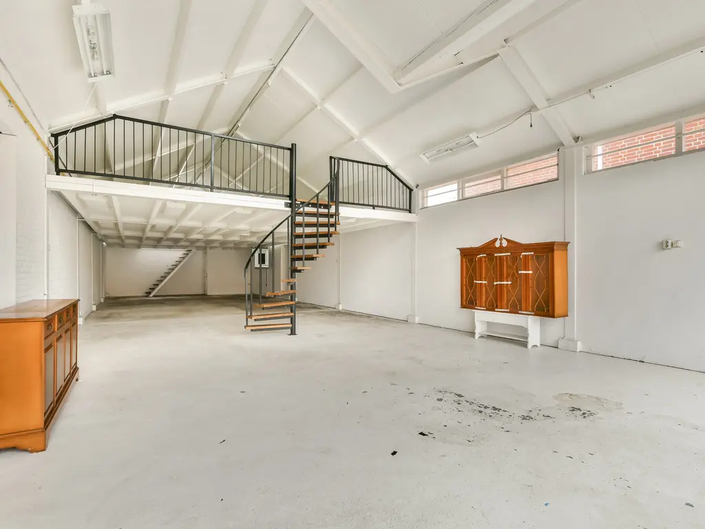 Larixlaan 2, Monster