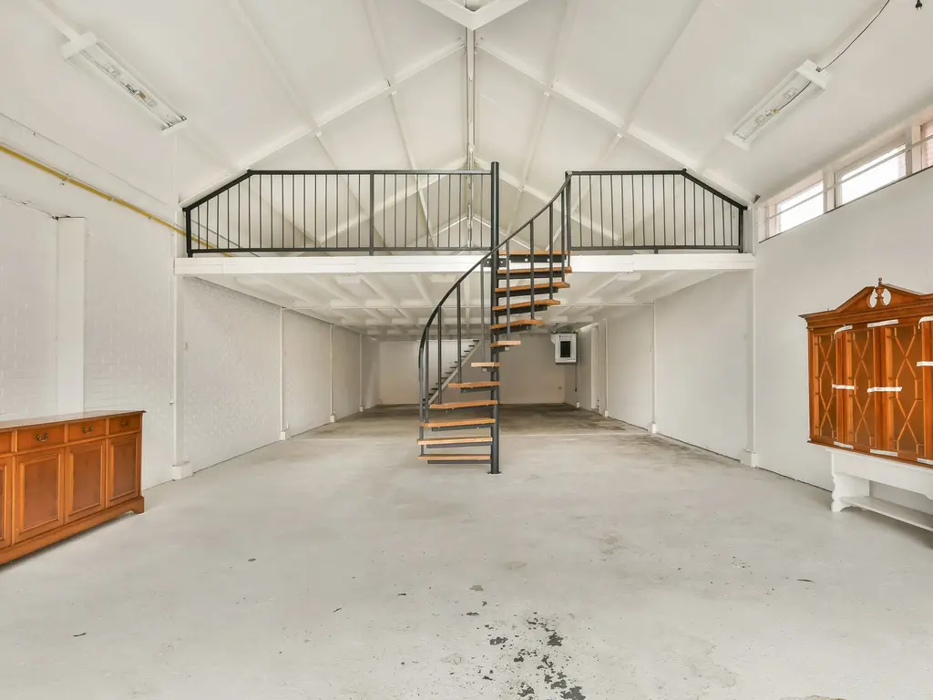 Larixlaan 2, Monster