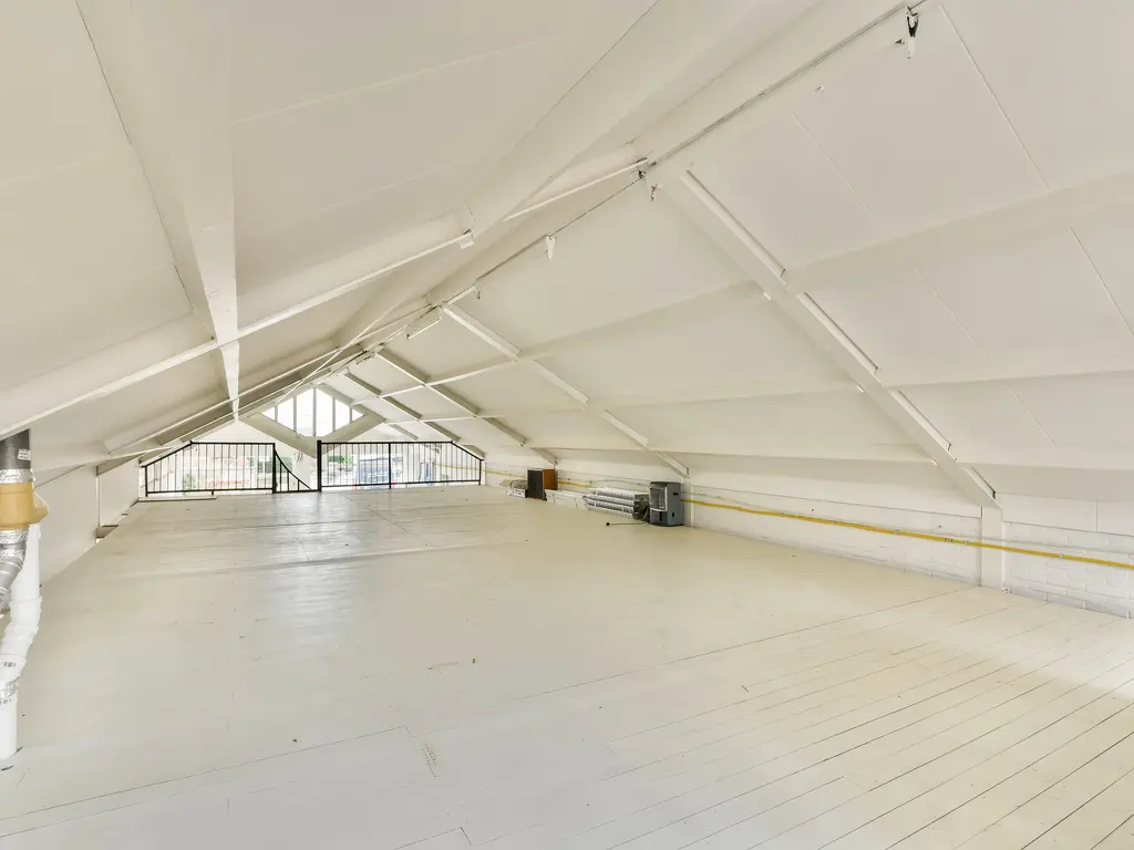 Larixlaan 2, Monster