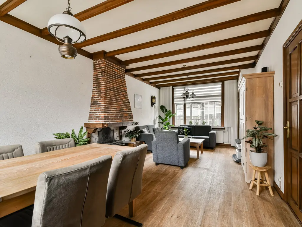 Mr. de Fremerystraat 3, 'S-GRAVENZANDE