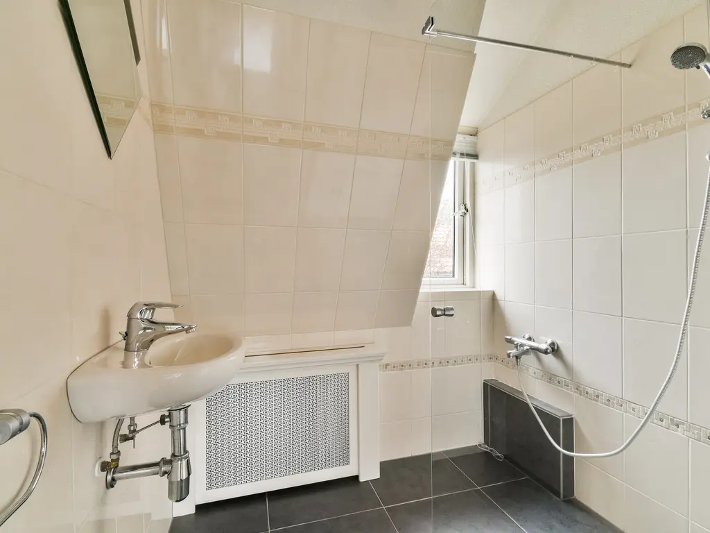 Mr. de Fremerystraat 3, 'S-GRAVENZANDE