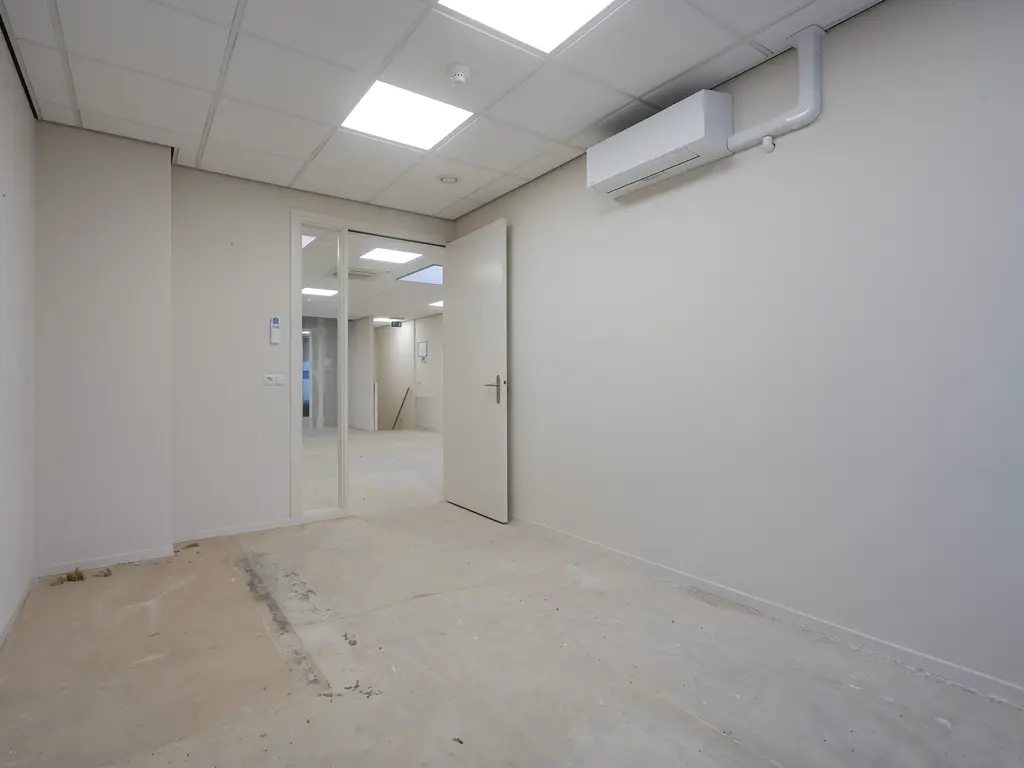 Slotenmakerstraat 14, Naaldwijk