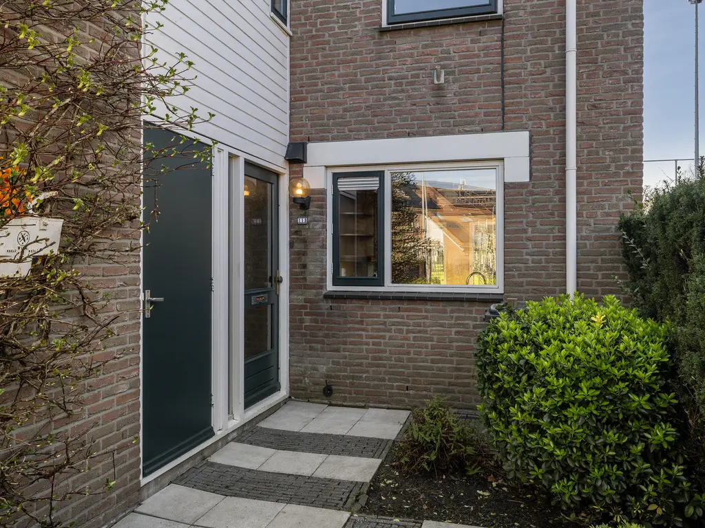 Leeuwerik 113, KWINTSHEUL